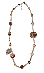 Колье из микса полудрагоценных и искусственных вставок (бижутерия)