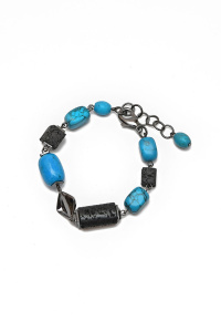 Браслет из микса полудрагоценных и искусственных вставок (бижутерия)